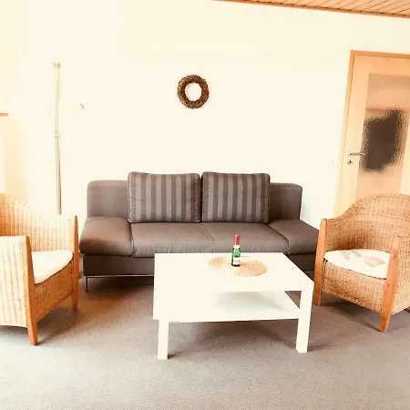 Haus Wattenloeper Apartament *